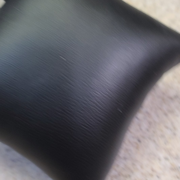 Go BIG RED 2 Bracelets.  1 Red/ 1 Leather - Picture 3 of 8